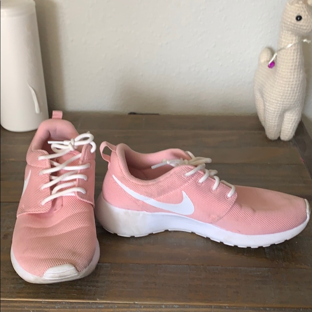 Pink Nike Roshes